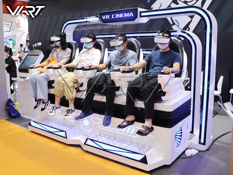 4人掛け9D VRチェア体験（1）