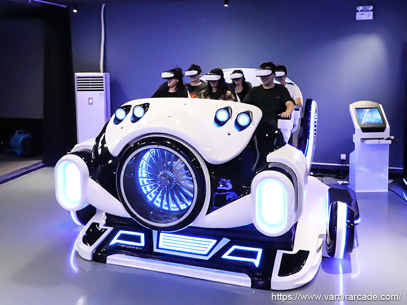 6 Seats VR Cinema VR Spaceship (10)