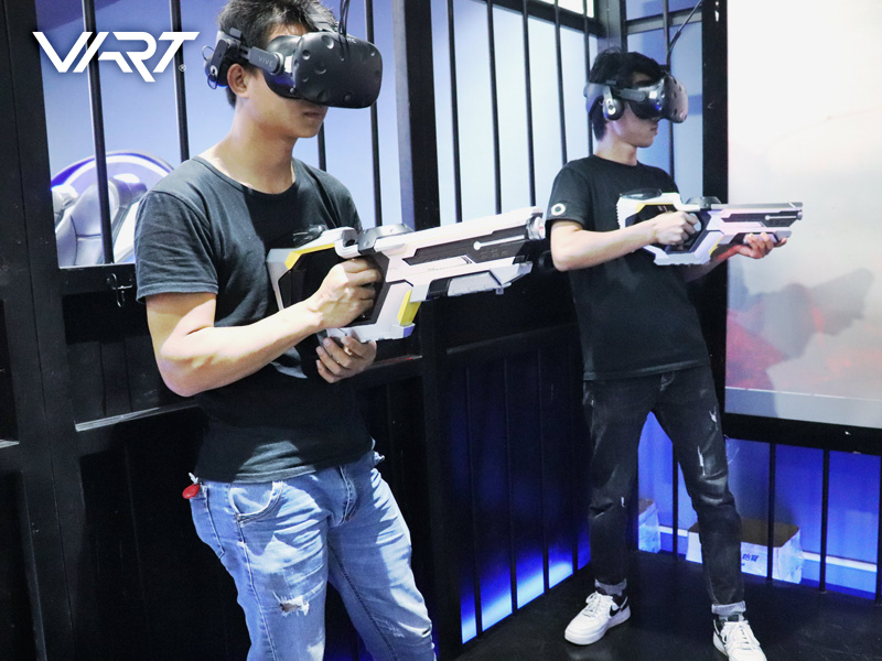 Iron Cage Multiplayer VR වෙඩි තැබීමේ ක්‍රීඩා යන්ත්‍රය (4)