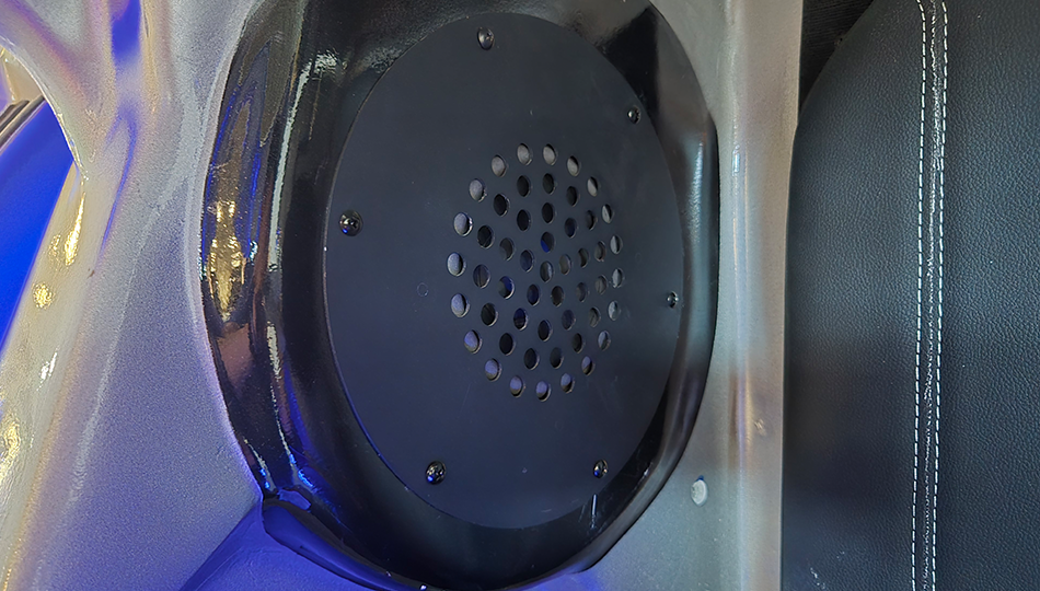 Built for action: shooting, motion effects, and surround sound in one machine.