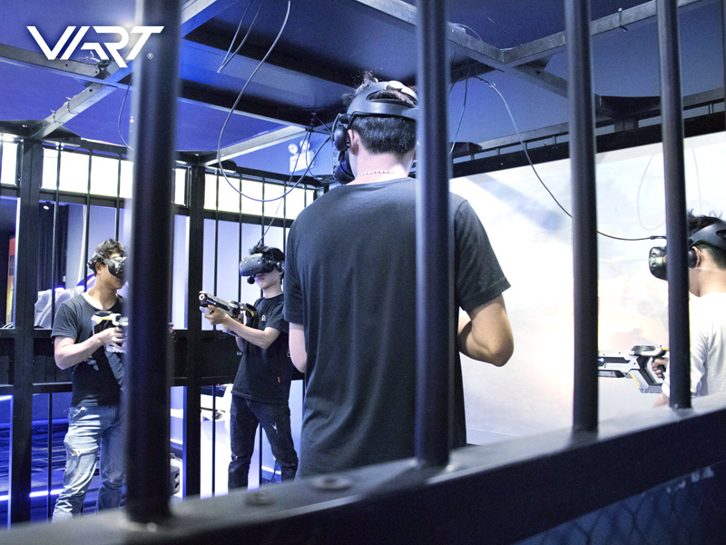 Iron Cage Multiplayer VR Shooting Game Machine (1)